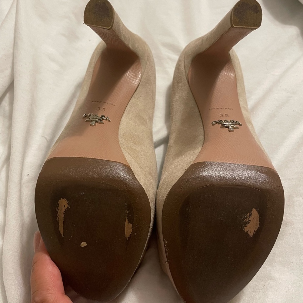 Prada heels - Picture 6 of 6